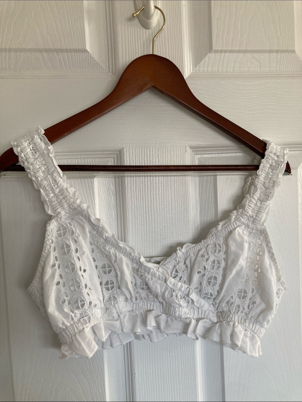 American Eagle White Eyelet Ruffle Top